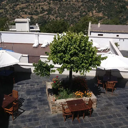 Hotel Turistica De Bubión