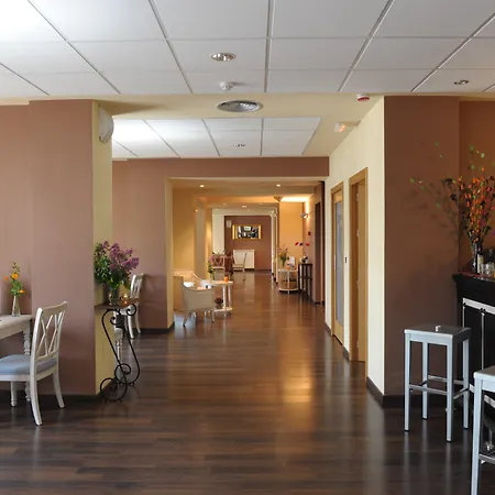 Hotel Turistica De 3*