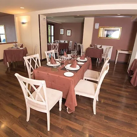 Hotel Turistica De Bubión